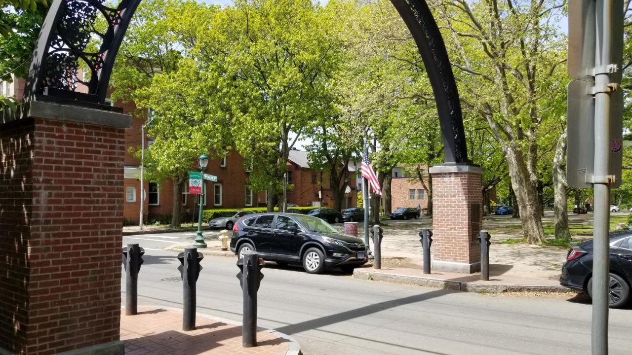 Lovely 2Br Apartment By Wooster Square- Great Neighborhood New Haven Exterior photo